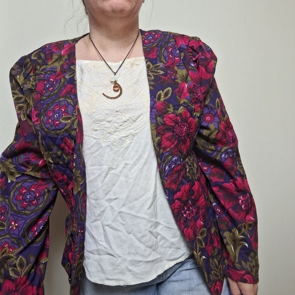 Vintage Jewel Tone Pink and Purple Floral Quilted Shacket Shirt Jacket